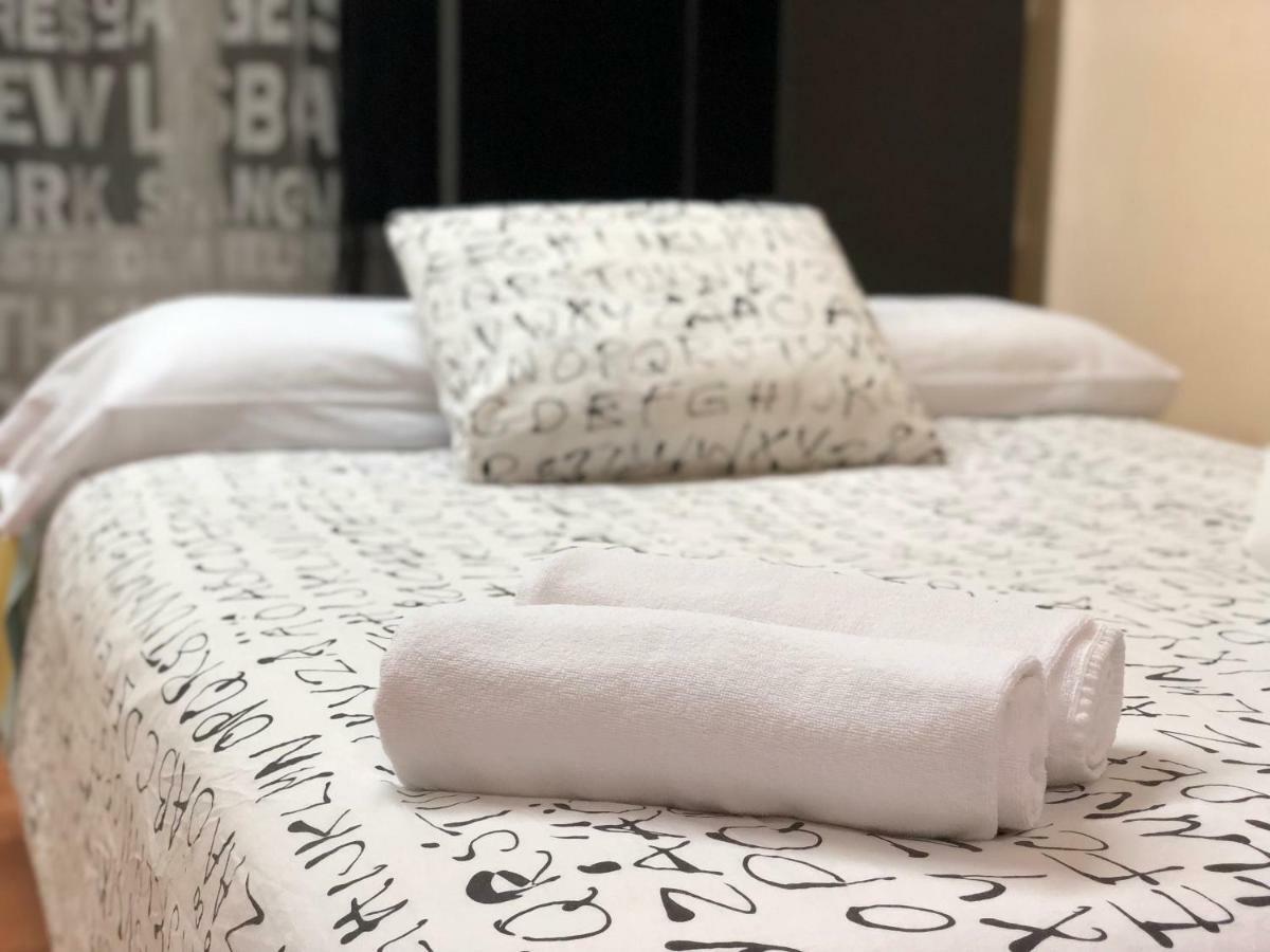 Apartamento Torre Del Clavero Apartment Salamanca Ngoại thất bức ảnh